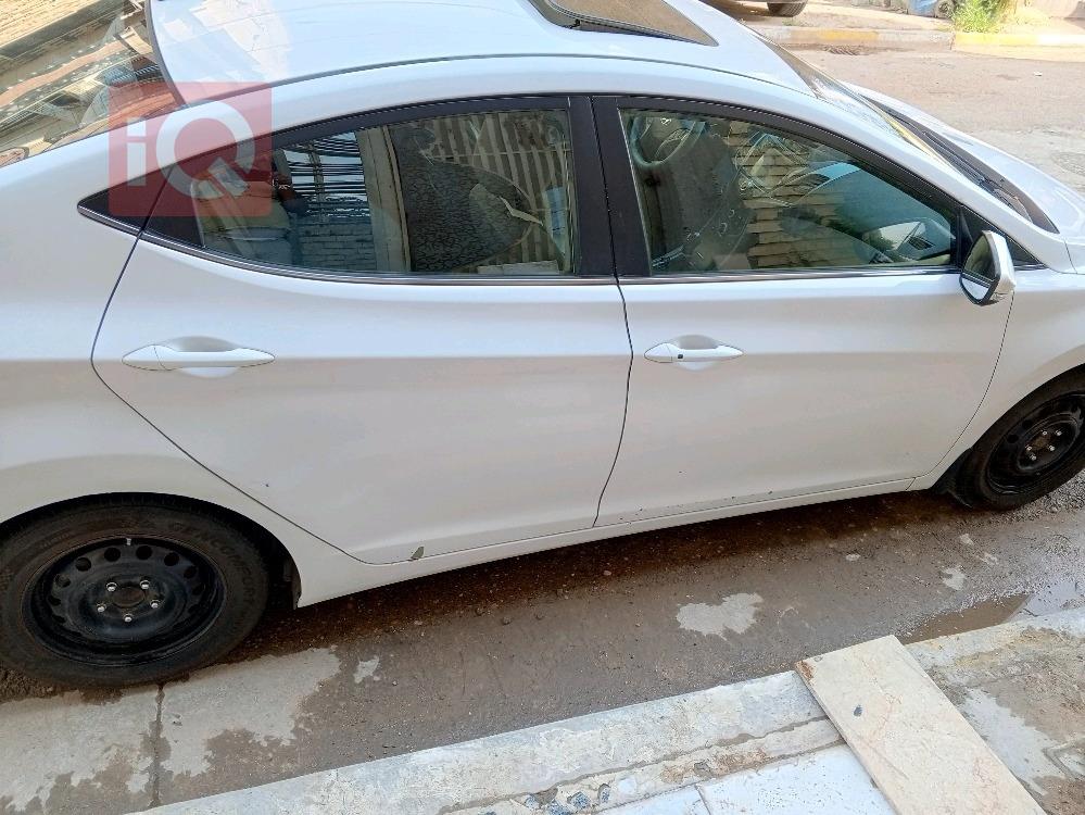 هيونداي النترا